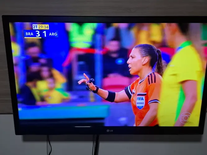 TV 42 Polegadas