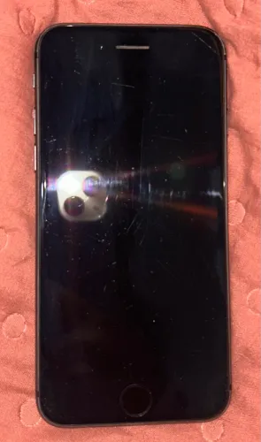 iPhone 8 Black - Tela Intacta (Detalhes de Uso / Ler Descrição) 