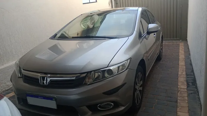 Honda Civic Sedan LXS 1.8/1.8 Flex 16V Mec. 4P 2014