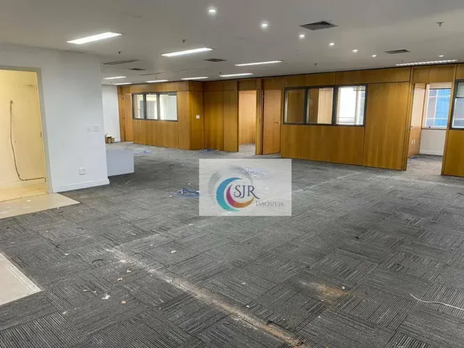 Conjunto Alto Padrão para locação no coração da Vila Olímpia, 212 m² , em frente ao shoppi