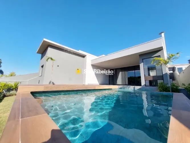 Casa a venda no Condomínio Arara Verde.