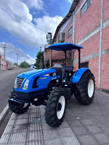 Trator LS Plus 90