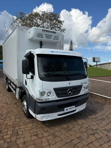 Mercedes Benz Accelo 1016 Câmara Fria