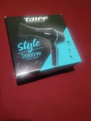 Secador Taiff Style 2000W. Pouco usado, valor negociável <br>2000W, pouco usado