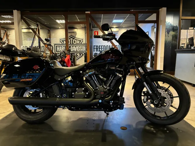 Harley-Davidson Low Rider ST