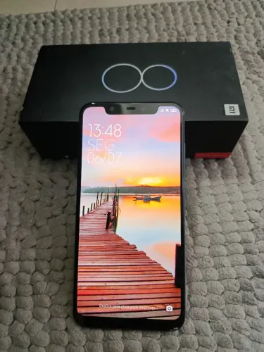 XIAOMI MI 8