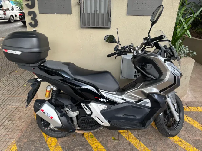 Vendo Moto ADV 150