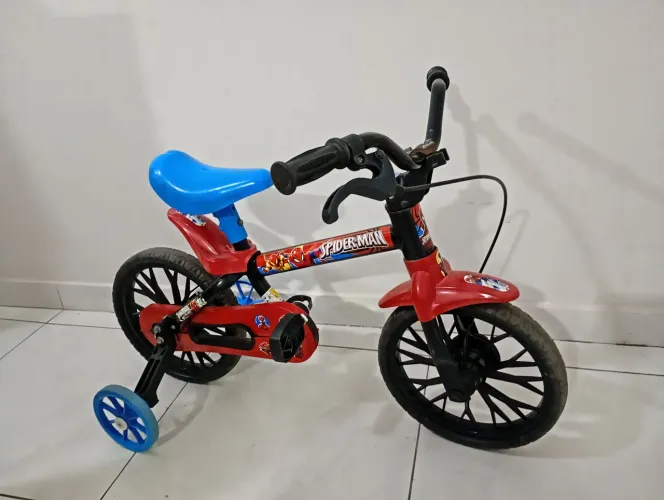 Bicicleta homem aranha