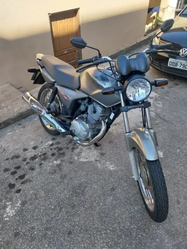 Vendo moto único dono!!