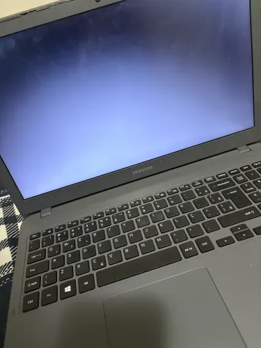 Notebook Samsung Essentials