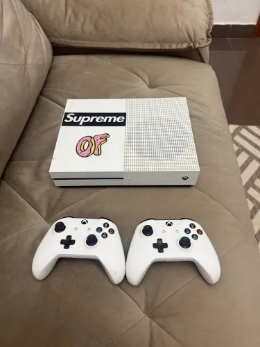 Xbox One S 1tb