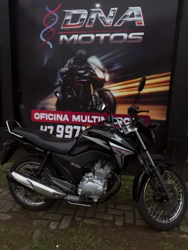 Moto muito nova! Só pegar e rodar! Dou garantia de 90 dias