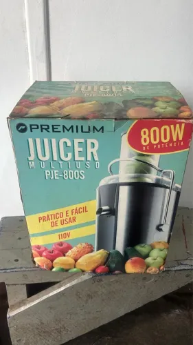 Centrifuga de suco nunca usada , barato pra sair rápido !!