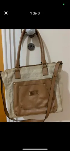 Bolsa média de brim grosso e couro 