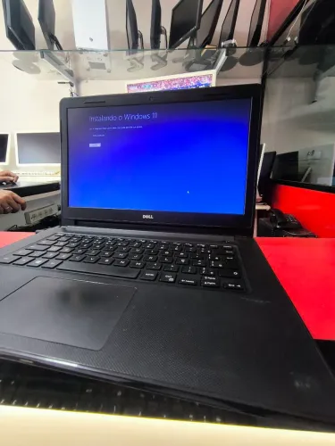 Dell Core i3 6@ geração, SSD120GB, 8GBRamDDR4, tela 14.0. Garantia3meses. Loja Asa Norte.