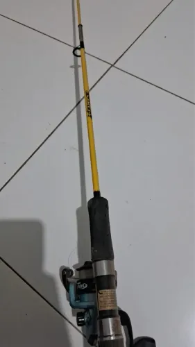 Vara de pesca estrela
