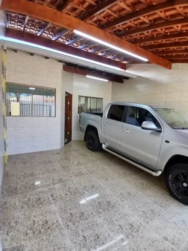 Casa para venda com 100 metros quadrados em Jardim Continental - Londrina - Paraná