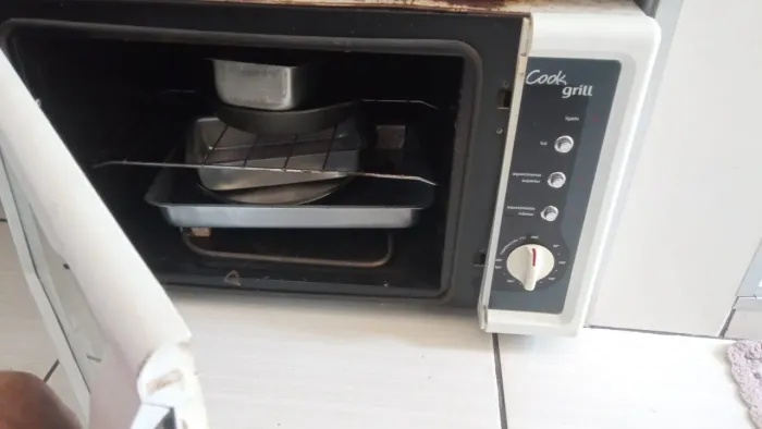Forno elétrico de bancada