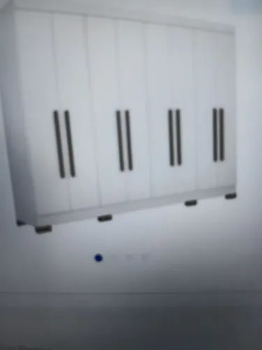 GUARDA ROUPAS 8 PORTAS NA COR BRANCO, na caixa .