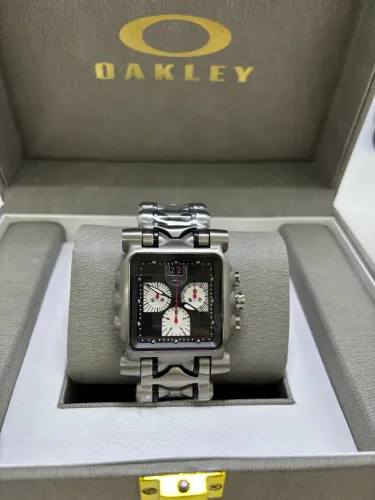 Relógio Oakley Minute Machini