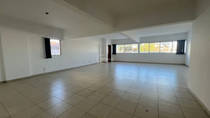 Salas Comerciais - Centro