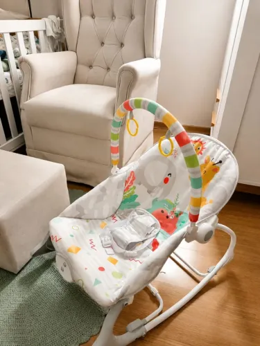 cadeirinha vibratoria de balanço musical<br>Valor: 160,00<br>Facilito entrega