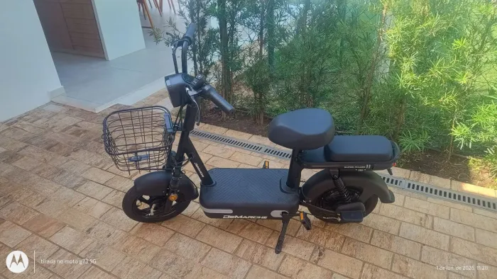 Scooter elétrica nova