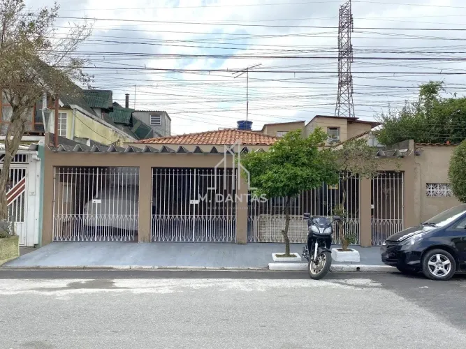 Casa no Socorro térrea 05 quartos 04 Vagas