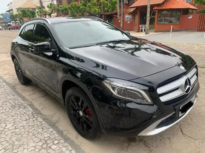 Mercedes-Benz GLA 200 Adv. 1.6/1.6 TB 16V Flex Aut. 2016