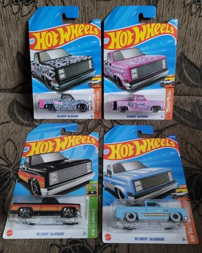 Coleção 83 Chevy Silverado Pickup 4 minis Hot Wheels.