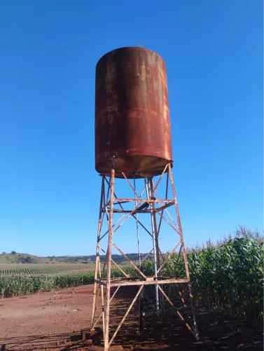 Caixa d'água metálica tipo taça (com coluna seca)
