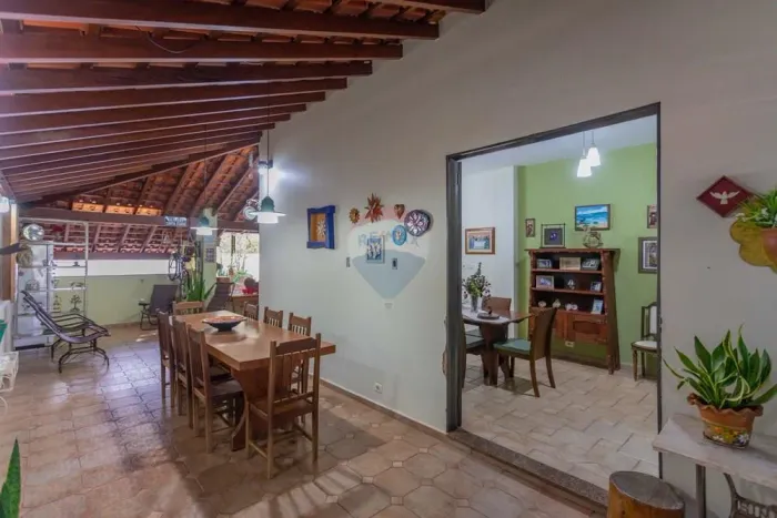 Casa a Venda 472.000 - 3 quartos, suíte com closet, edícula - Jardim Nova Aparecida Jaboti