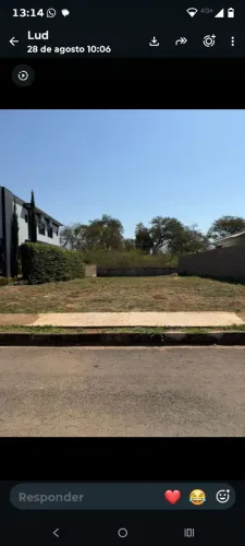 Lote no condomínio Gran Royalle