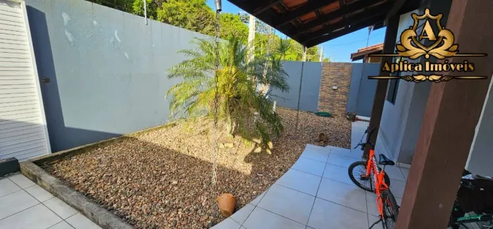 Belíssima Casa 3 quartos em Navegantes