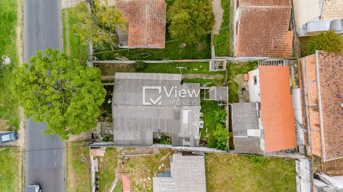 TERRENO COM 450,8m² EXCELENTE OPORTUNIDADE PARA CONSTRUÇÃO DE SOBRADOS.