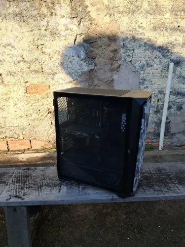 PC GAMER i3-10105F + GTX 1660 6GB + 24GB RAM