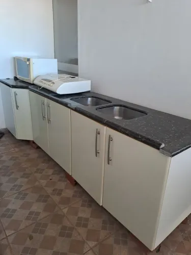 Balcão e pedra para cozinha.