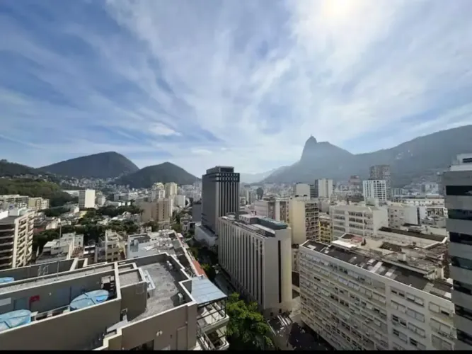 Ótimo Duplex Vistão Cristo e mobiliado Locação 120m2, 3 quartos, 2 suítes prox. Metrô Bota