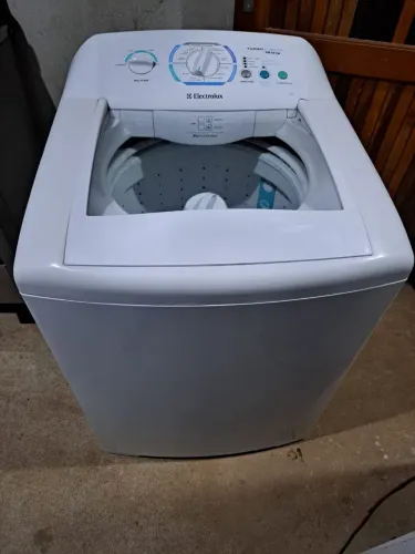 Máquina de lavar Eletrolux 12kg 