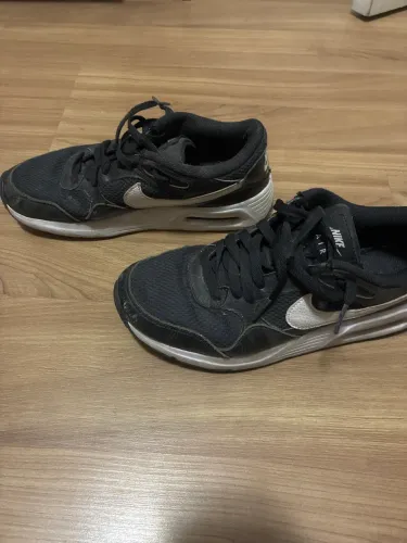 Tênis air max