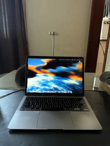 MacBook Air M1 2020 8GB 256GB - Impecável, com caixa