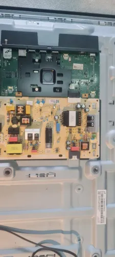 Placa mãe e fonte tv un43u8600