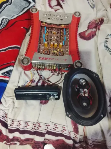 Vendo módulo usado pirâmide toca cd via bluetooth e pendrive e auto falante 69 usados func