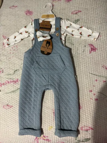 Vendo esse Conjunto de 6 meses, motivo da Venda, não deu no meu bebê.