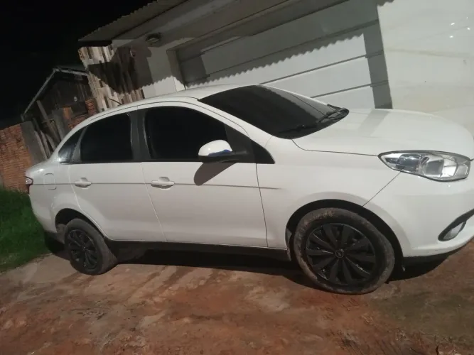 Fiat Grand Siena Attrac. 1.4 EVO F.flex 8V 2017