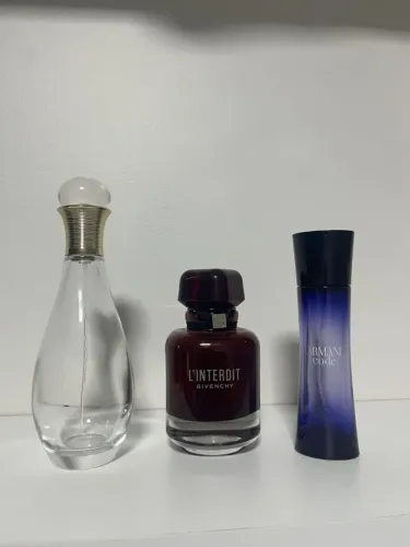 3 FRASCOS VAZIOS DE PERFUME