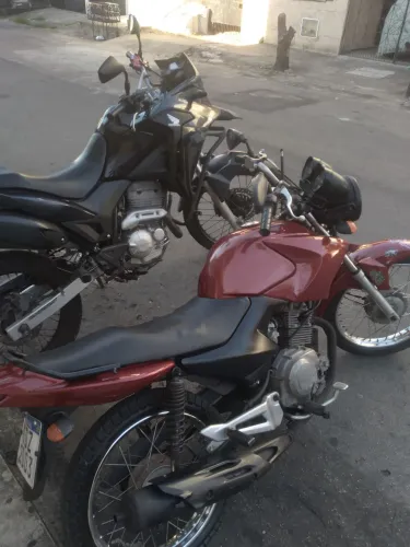 Vendo yahama Factor toda boazinha em dias top de andar