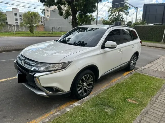 Mitsubishi Outlander 2.0 16V 160cv Aut. 2016