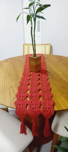 Trilho de mesa Natalino em croche