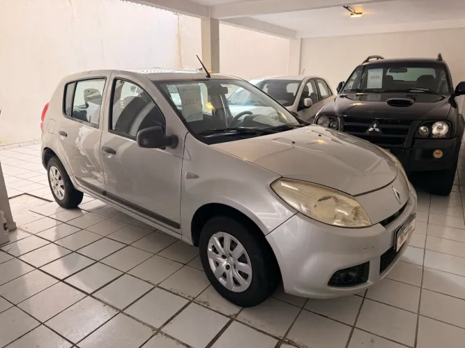 Renault Sandero Authentique Hi-flex 1.0 16V 5P 2012